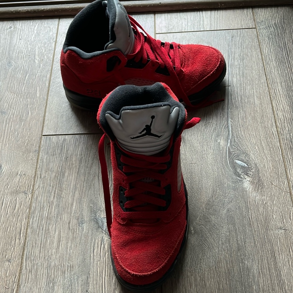 Jordan 5 retro Raging bull red (2021)